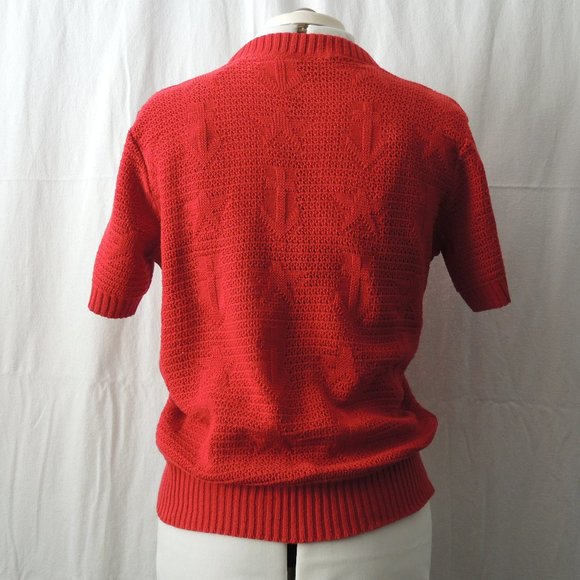 4/$25 Vintage Red Short Sleeve Crew Neck Sweater Nautical Ship Wheel & Anchor - Picture 2 of 7
